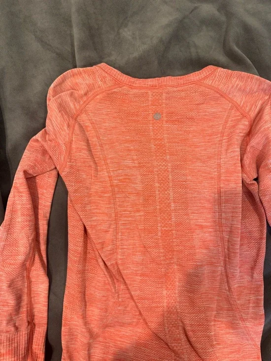 lululemon athletica Long Sleeve Tee in Coral/Salmon - Picture 1 of 2